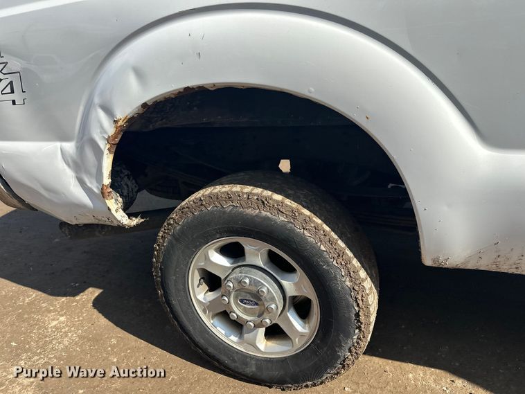 image for item FK1714 2015 Ford F350 Super Duty pickup truck