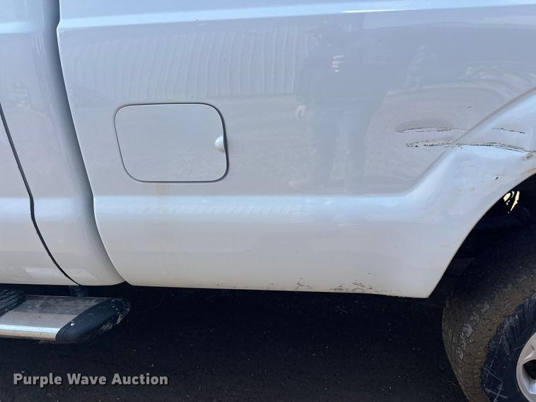 image for item FK1714 2015 Ford F350 Super Duty pickup truck