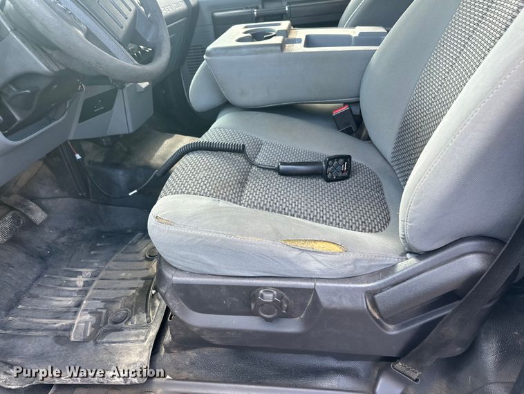 image for item FK1714 2015 Ford F350 Super Duty pickup truck