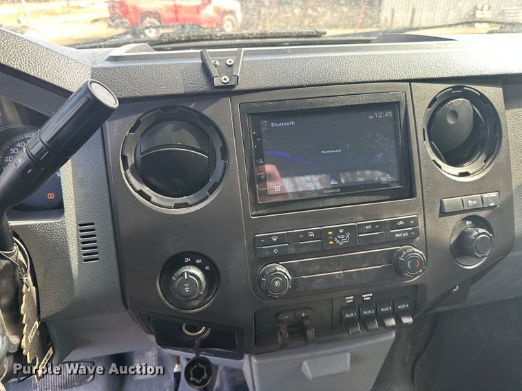 image for item FK1714 2015 Ford F350 Super Duty pickup truck