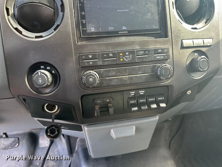 image for item FK1714 2015 Ford F350 Super Duty pickup truck