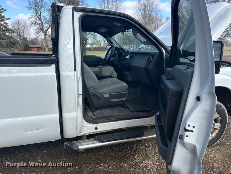 image for item FK1714 2015 Ford F350 Super Duty pickup truck