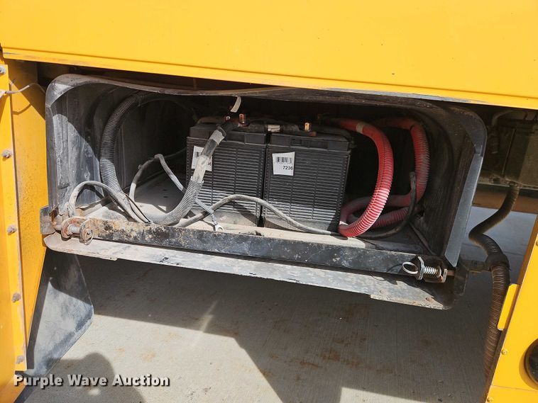 image for item FN5588 2009 Thomas Built school bus