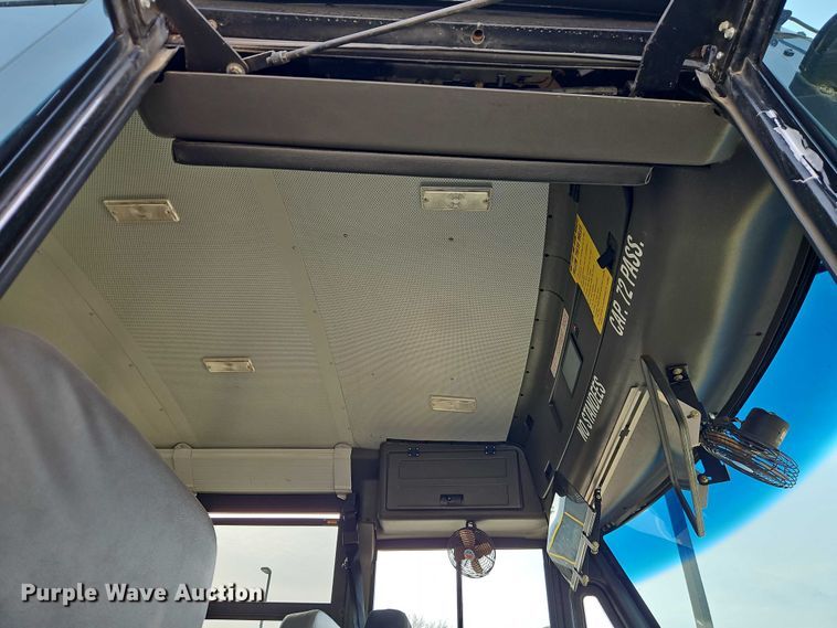 image for item FN5588 2009 Thomas Built school bus