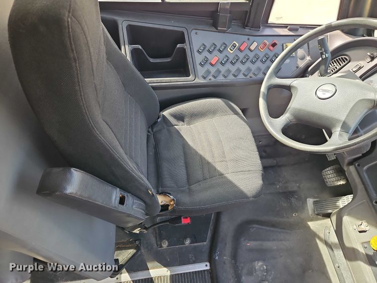 image for item FN5588 2009 Thomas Built school bus