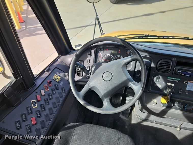 image for item FN5588 2009 Thomas Built school bus