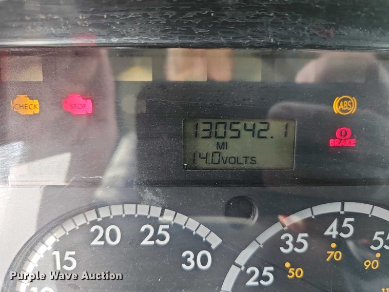 image for item FN5588 2009 Thomas Built school bus