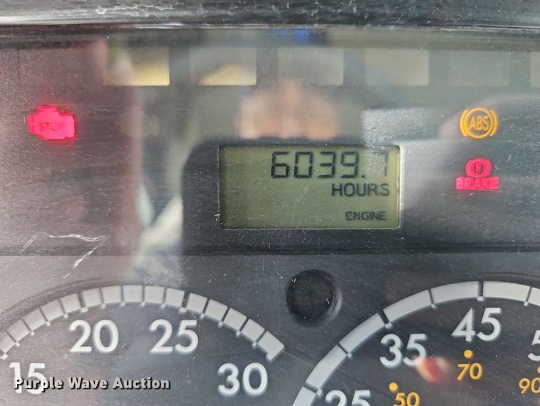 image for item FN5588 2009 Thomas Built school bus