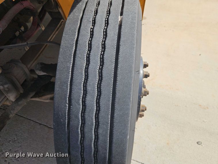 image for item FN5588 2009 Thomas Built school bus