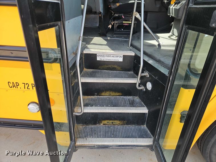 image for item FN5589 2009 Thomas Built school bus