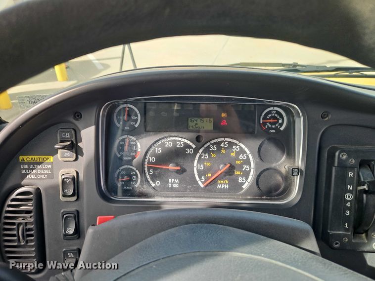 image for item FN5589 2009 Thomas Built school bus