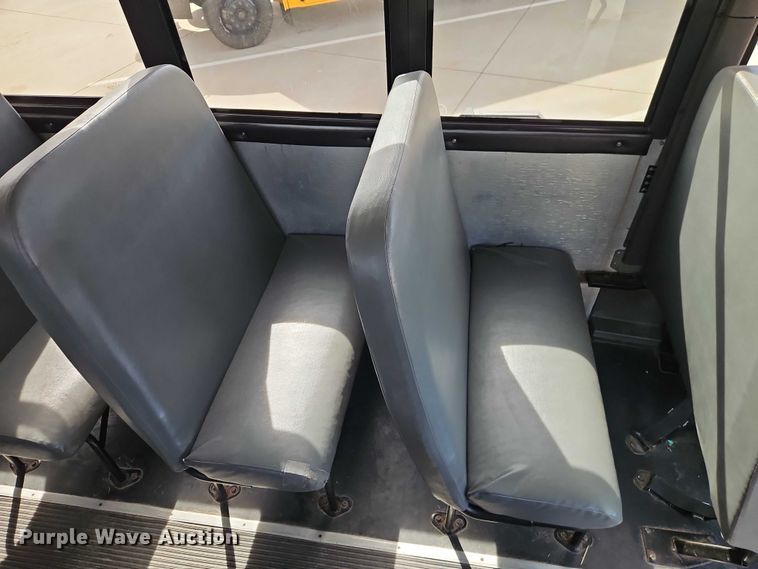 image for item FN5589 2009 Thomas Built school bus