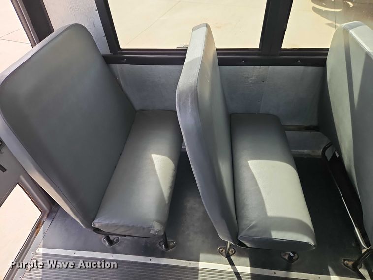 image for item FN5589 2009 Thomas Built school bus