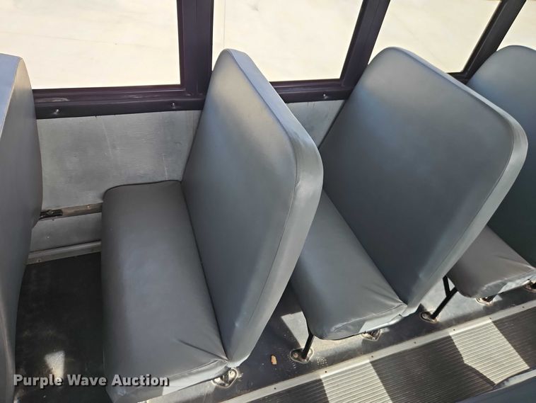 image for item FN5589 2009 Thomas Built school bus