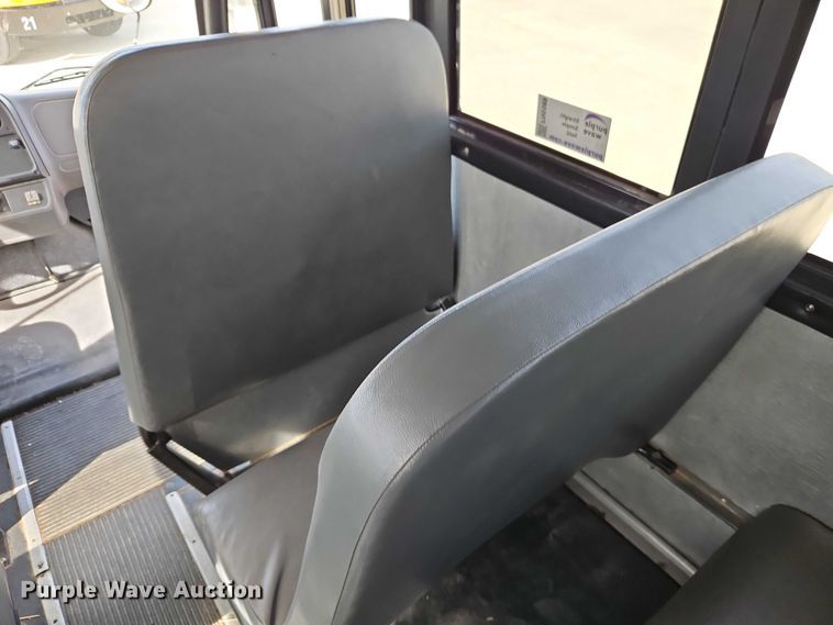 image for item FN5589 2009 Thomas Built school bus