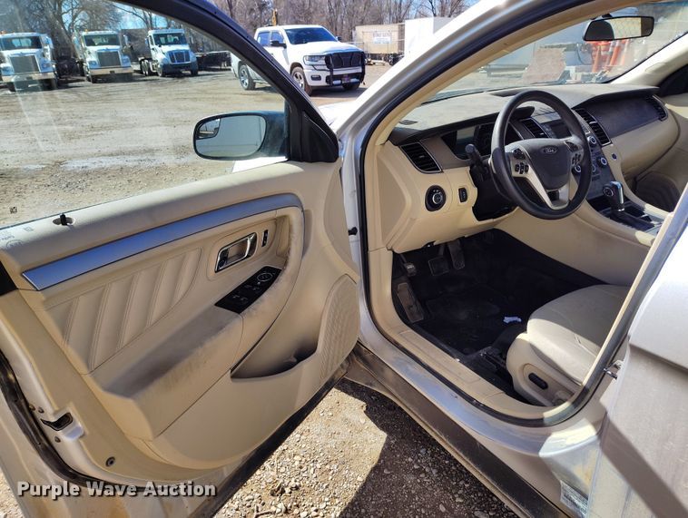 image for item IH9453 2014 Ford Taurus 