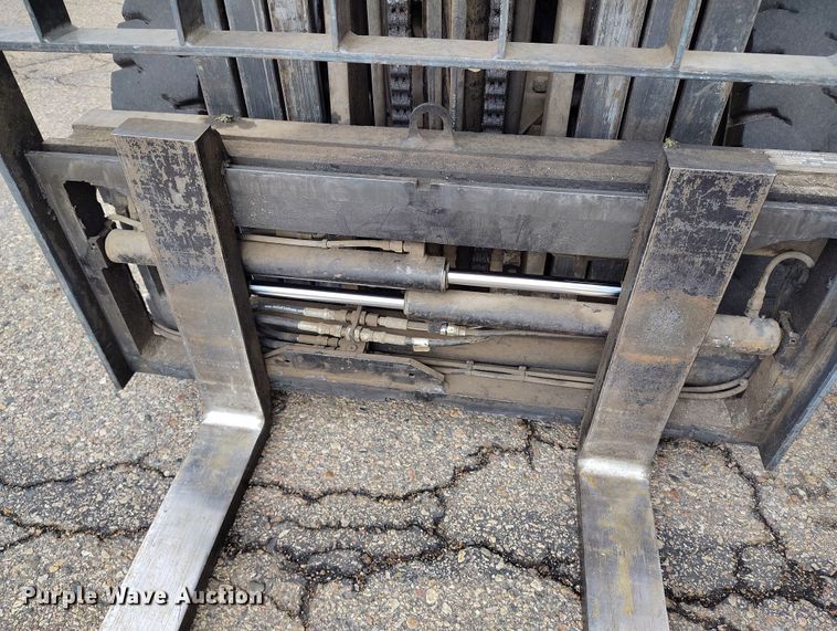 image for item IH9454 2016 UniCarriers PF50 forklift