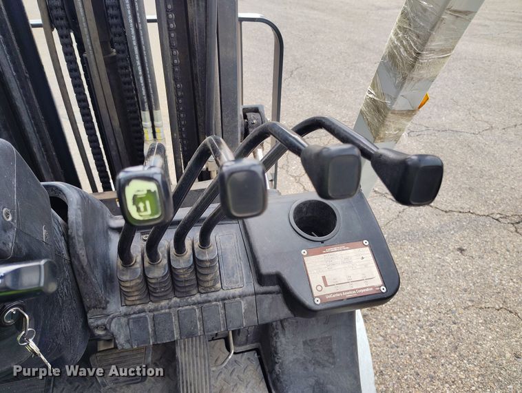 image for item IH9454 2016 UniCarriers PF50 forklift