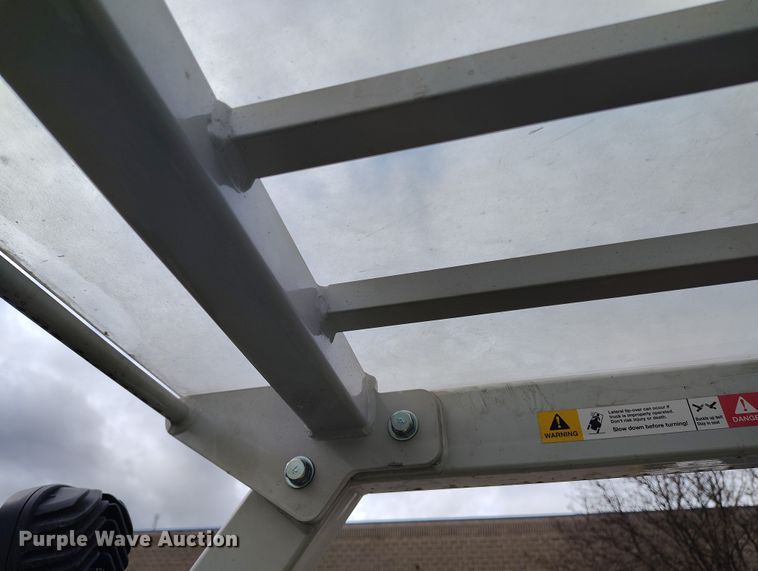 image for item IH9454 2016 UniCarriers PF50 forklift