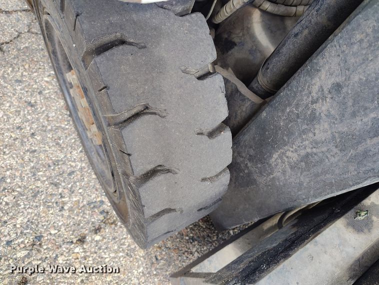 image for item IH9454 2016 UniCarriers PF50 forklift