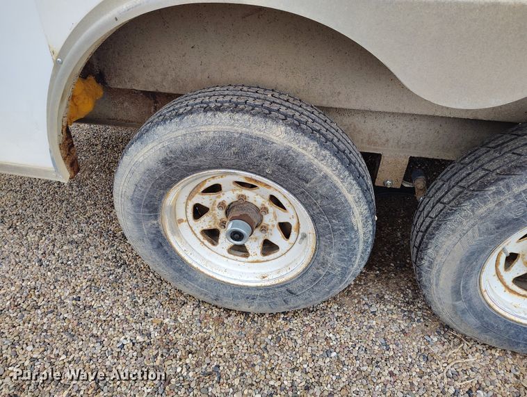 image for item IH9458 2006 Pace American JT816TA2 enclosed cargo trailer