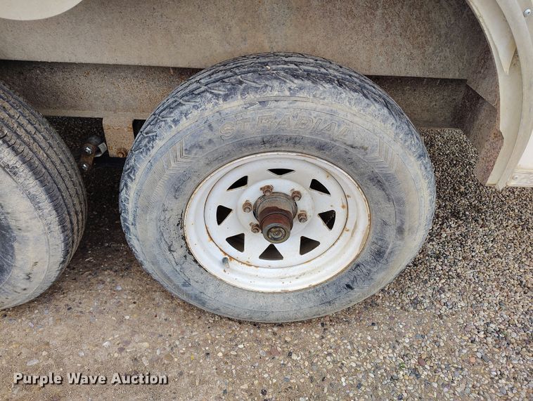 image for item IH9458 2006 Pace American JT816TA2 enclosed cargo trailer