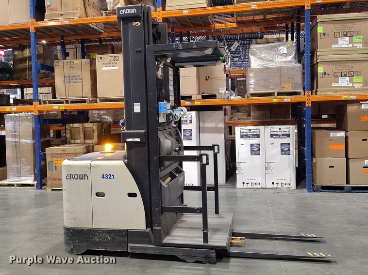 image for item IH9461 2016 Crown SP3520-30 order picker