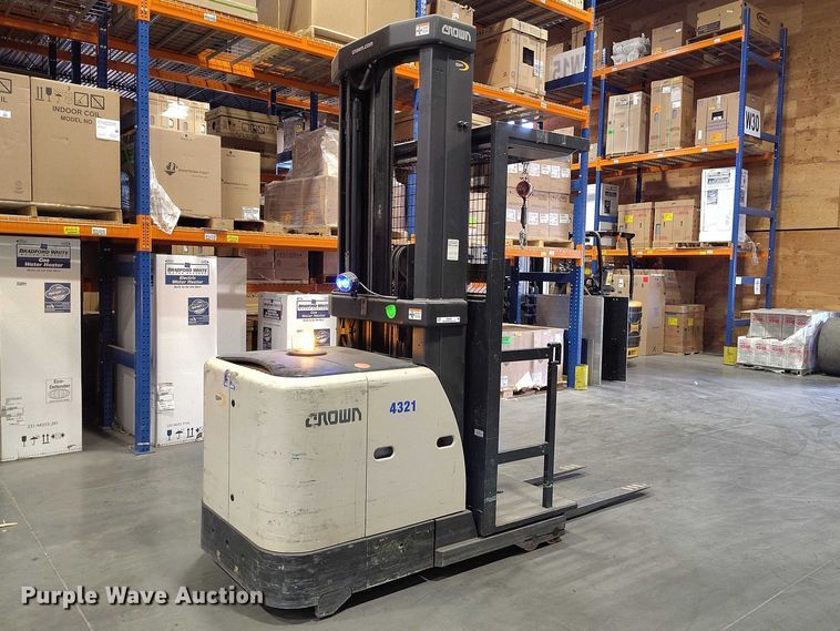 image for item IH9461 2016 Crown SP3520-30 order picker