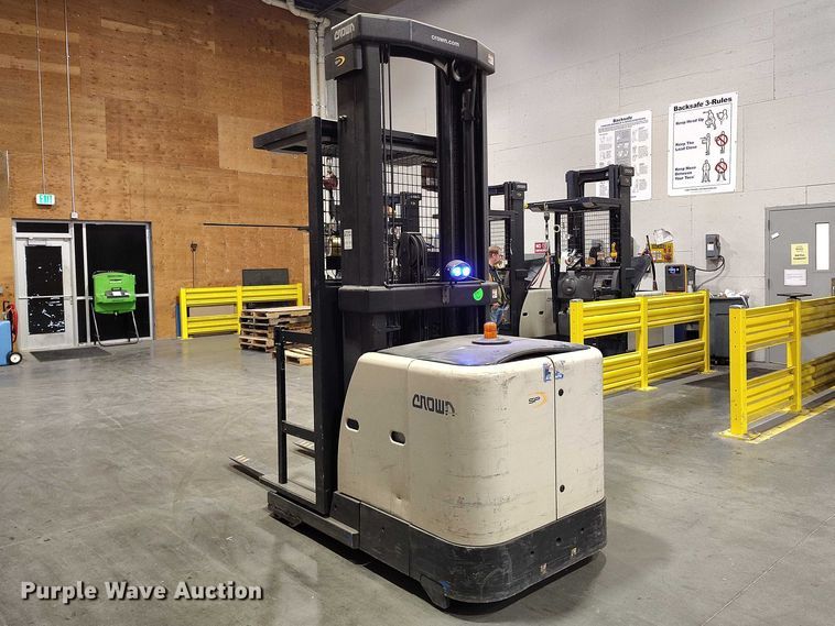 image for item IH9461 2016 Crown SP3520-30 order picker