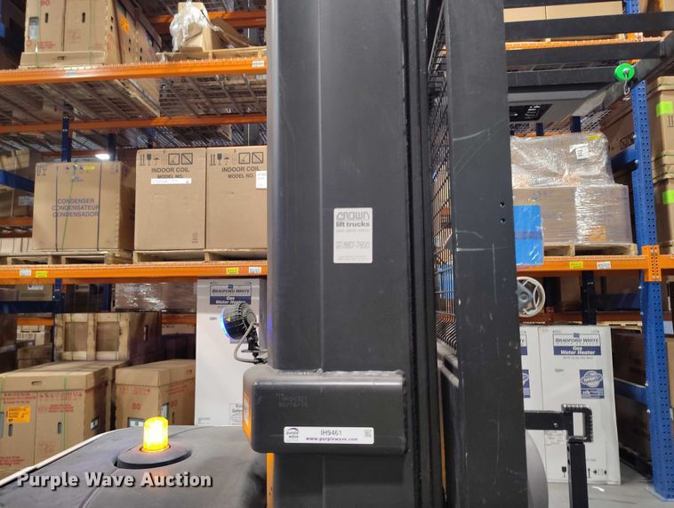 image for item IH9461 2016 Crown SP3520-30 order picker