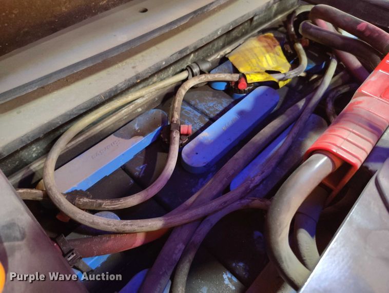 image for item IH9461 2016 Crown SP3520-30 order picker