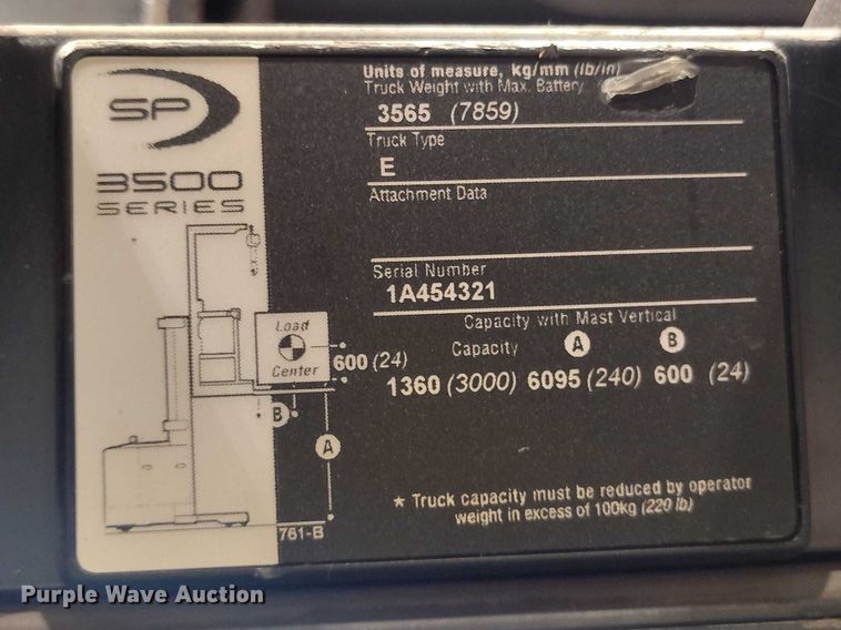 image for item IH9461 2016 Crown SP3520-30 order picker