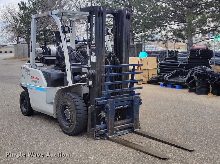 image for item IH9462 2015 Nissan PF80 forklift
