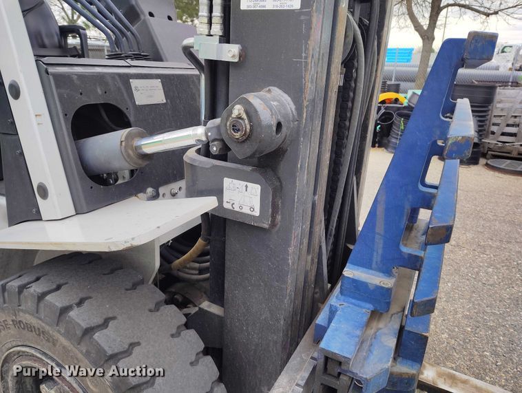 image for item IH9462 2015 Nissan PF80 forklift