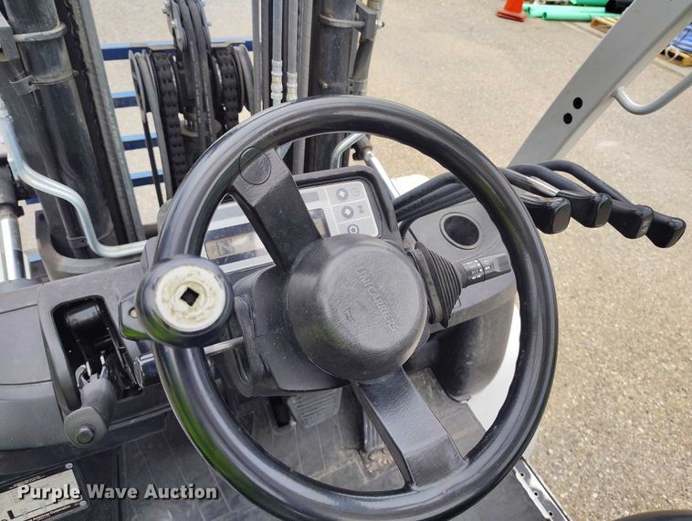 image for item IH9462 2015 Nissan PF80 forklift