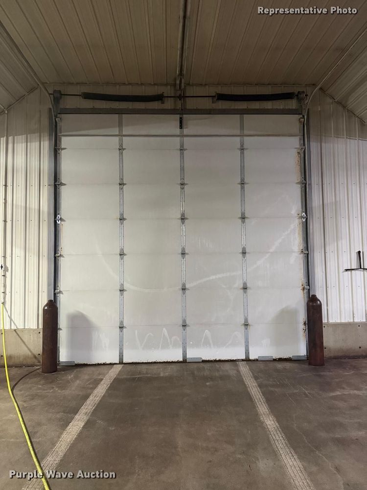 image for item NB9560 Garage door
