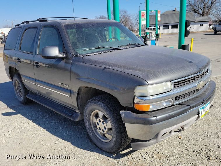 image for item NK9835 2002 Chevrolet Tahoe SUV