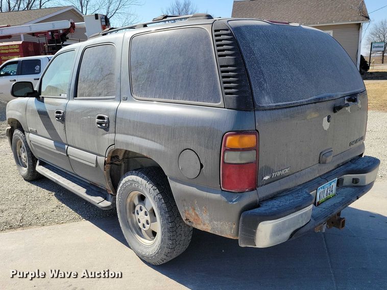 image for item NK9835 2002 Chevrolet Tahoe SUV
