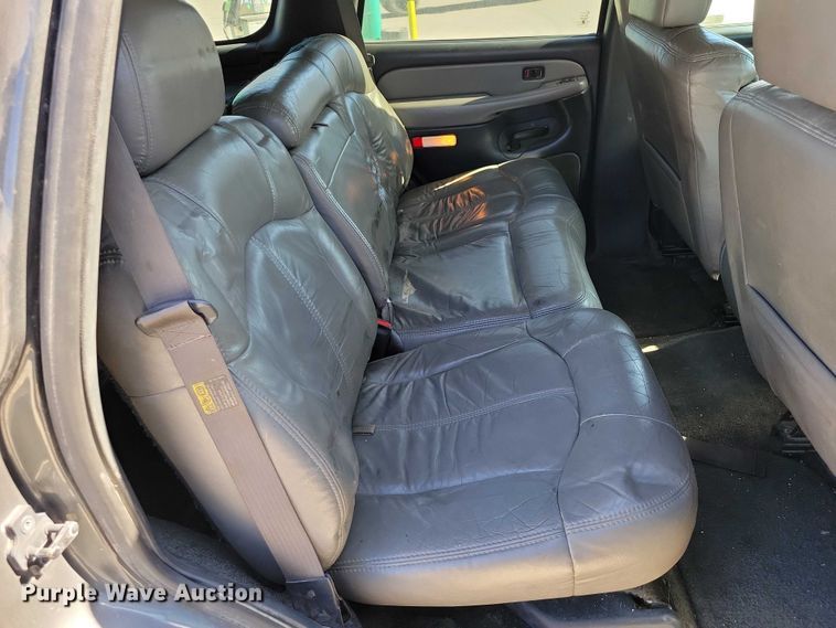 image for item NK9835 2002 Chevrolet Tahoe SUV