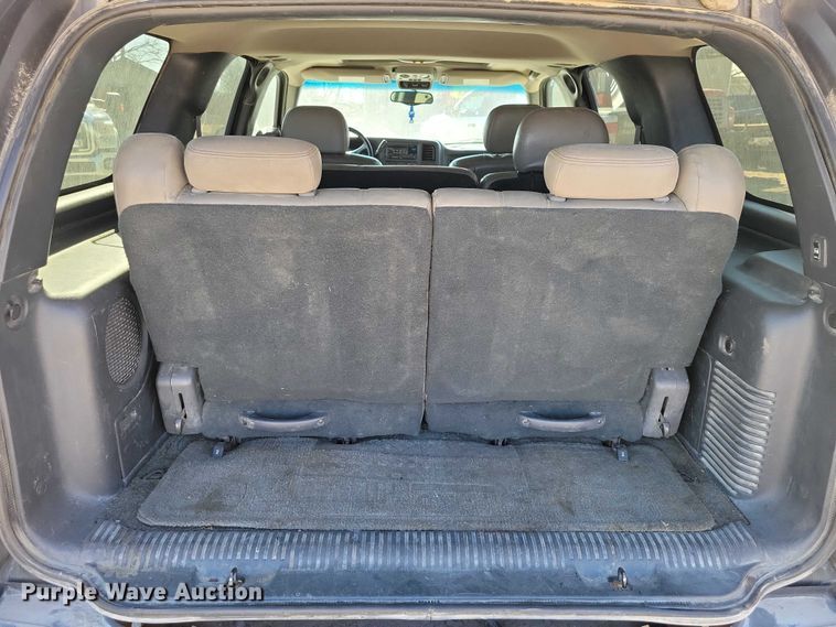 image for item NK9835 2002 Chevrolet Tahoe SUV