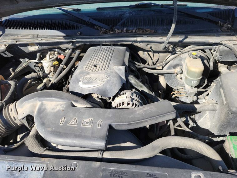 image for item NK9835 2002 Chevrolet Tahoe SUV