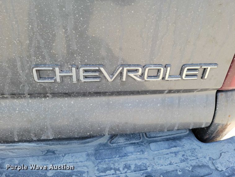 image for item NK9835 2002 Chevrolet Tahoe SUV