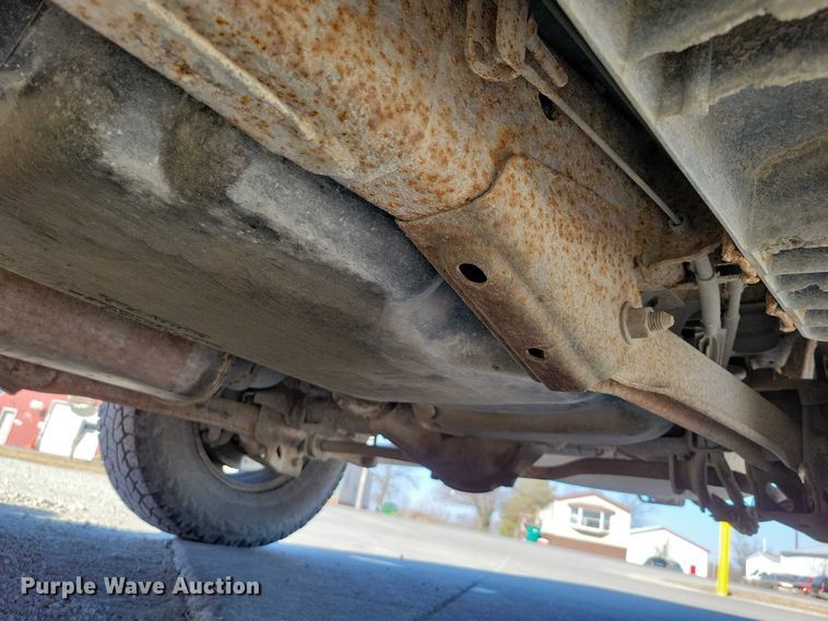 image for item NK9835 2002 Chevrolet Tahoe SUV