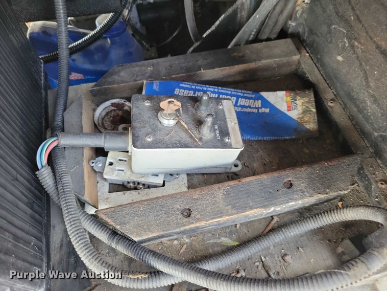 image for item NK9838 2009 Travel Units Custom Designed camper