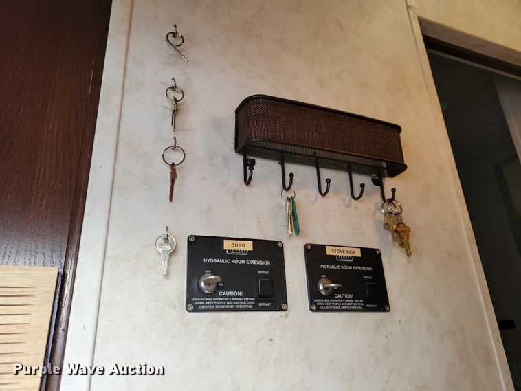 image for item NK9838 2009 Travel Units Custom Designed camper