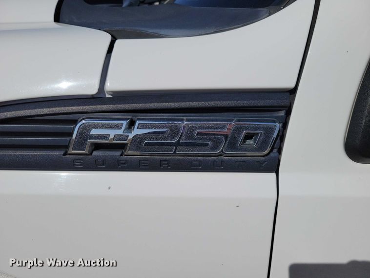 image for item NK9863 2013 Ford F250 pickup truck