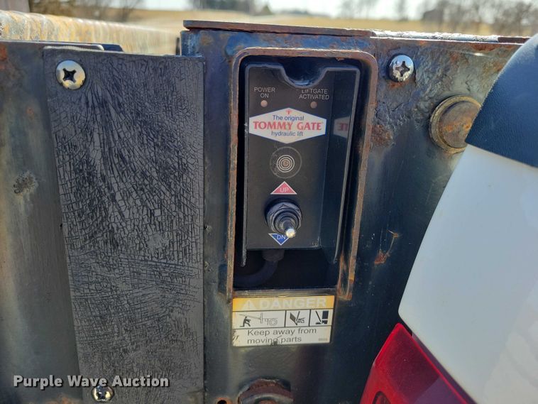 image for item NK9863 2013 Ford F250 pickup truck