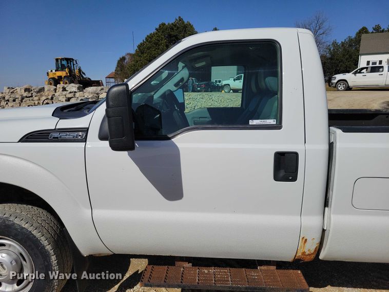 image for item NK9863 2013 Ford F250 pickup truck