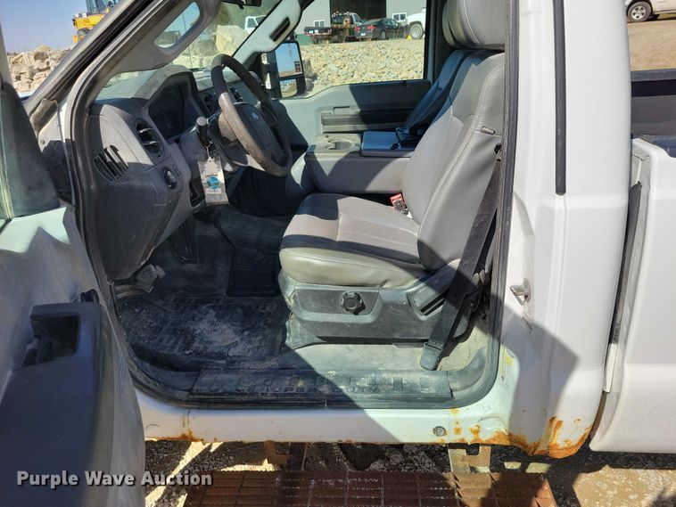 image for item NK9863 2013 Ford F250 pickup truck