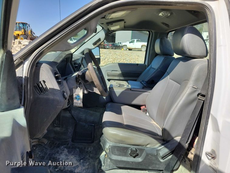 image for item NK9863 2013 Ford F250 pickup truck